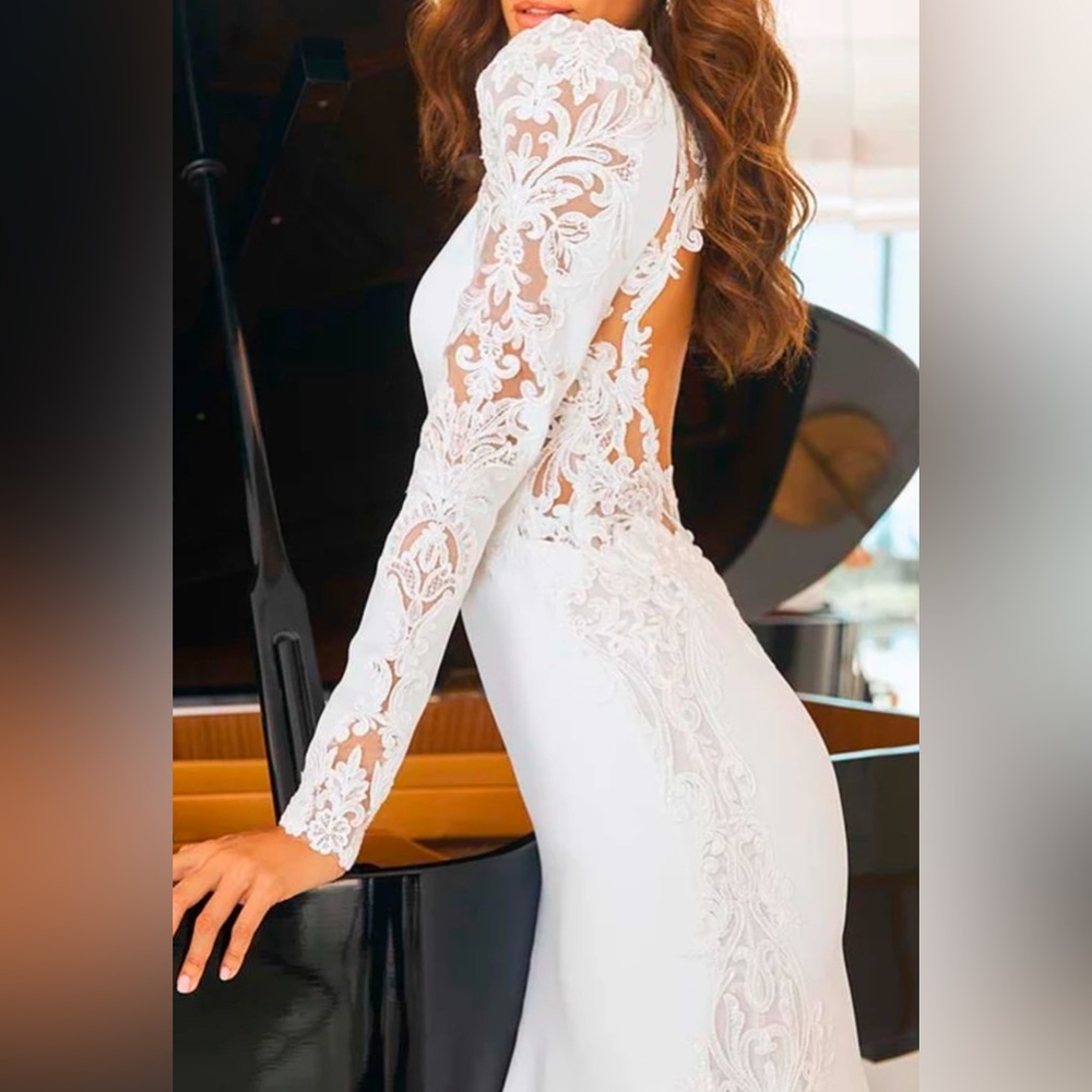 Pronovias, Kaya- Wedding Gown, Size 10. - Picture 3 of 6